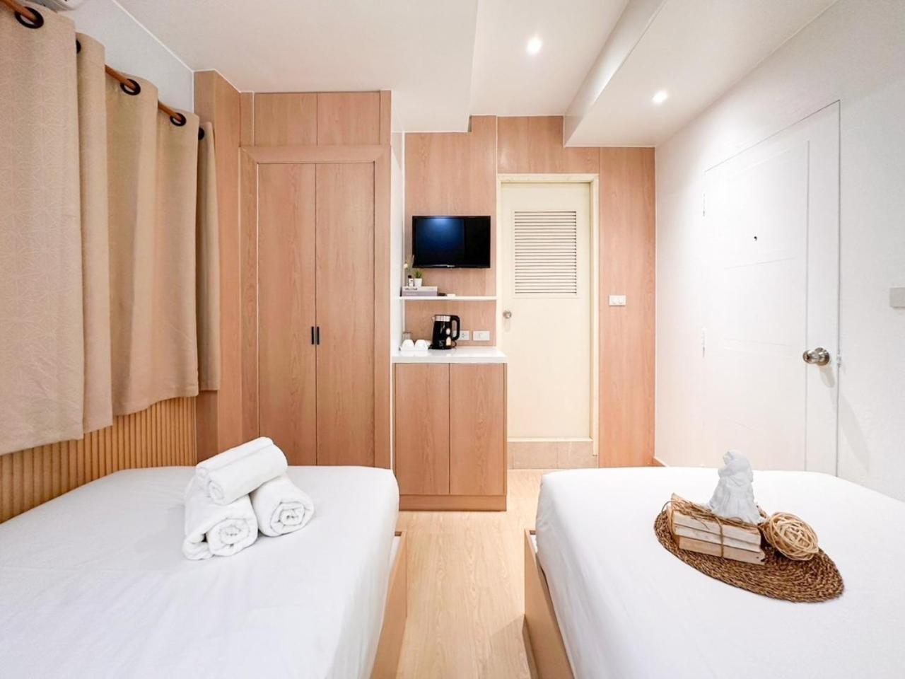 Thrive Hotel Bangkok Exterior photo