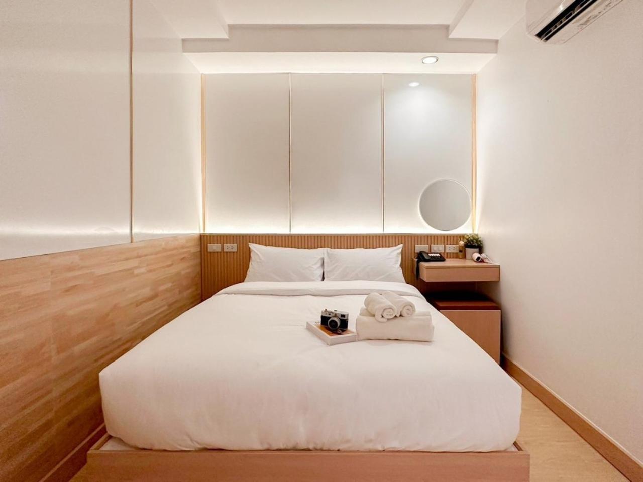 Thrive Hotel Bangkok Exterior photo